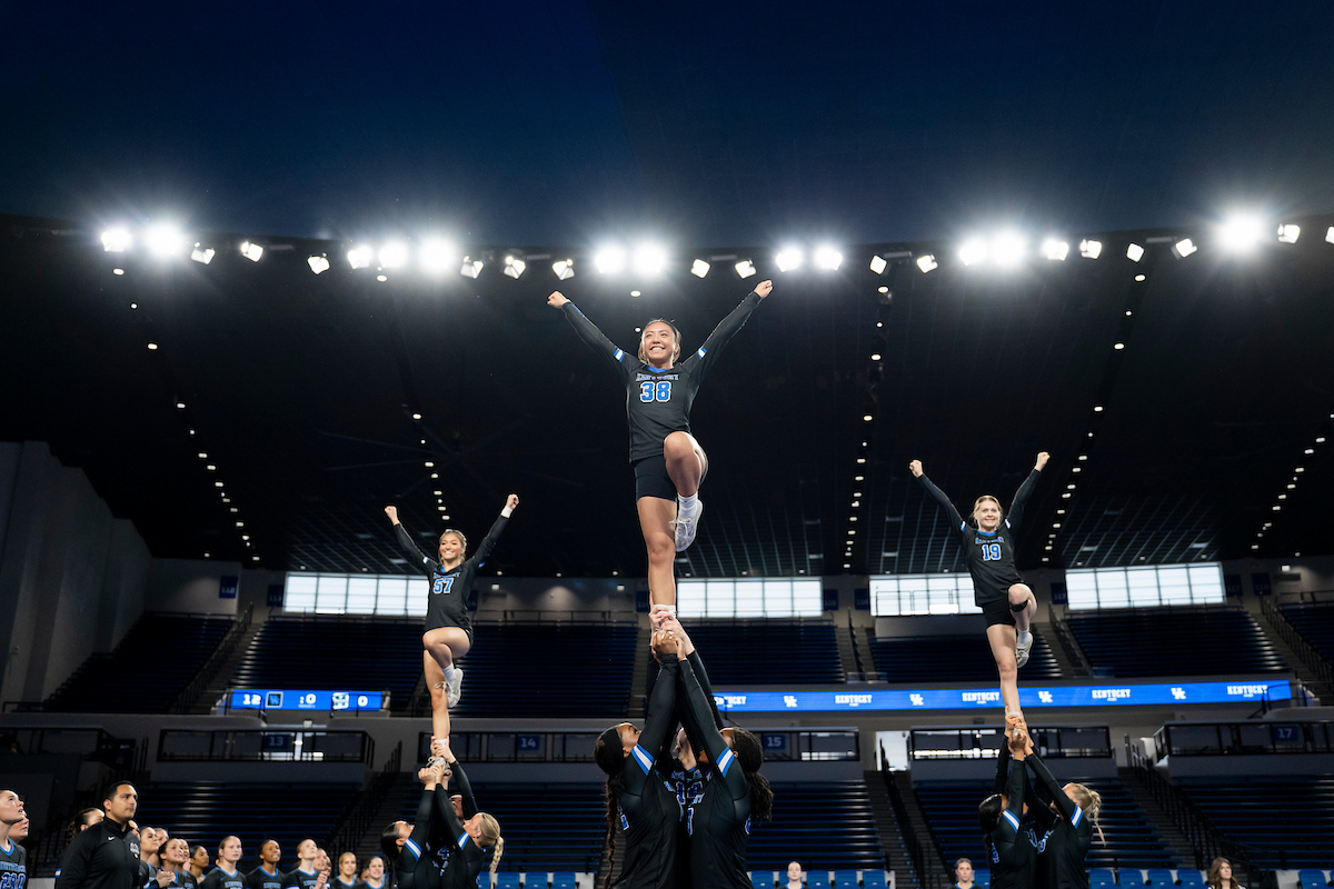 Kentucky STUNT Wins Twice, Advances to Conference Title Game