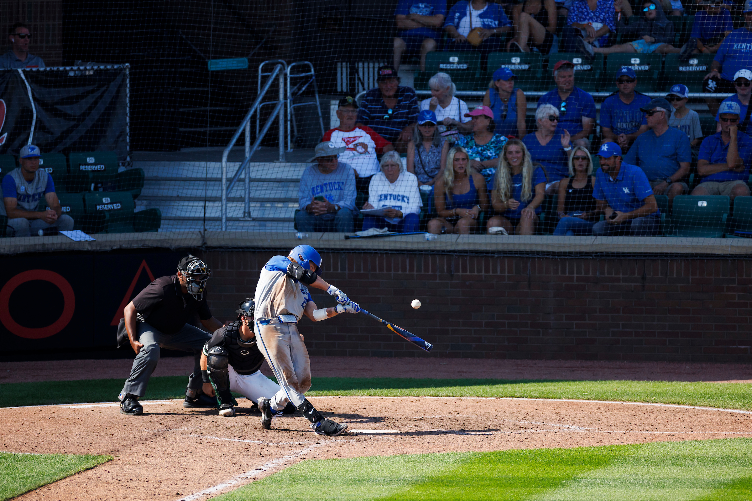 Six-Run Inning Fuels Kentucky’s Comeback Victory Six-Run Inning Fuels Kentucky’s Comeback Victory